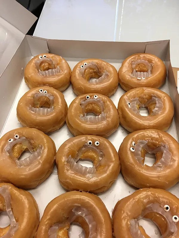 dans donuts 2